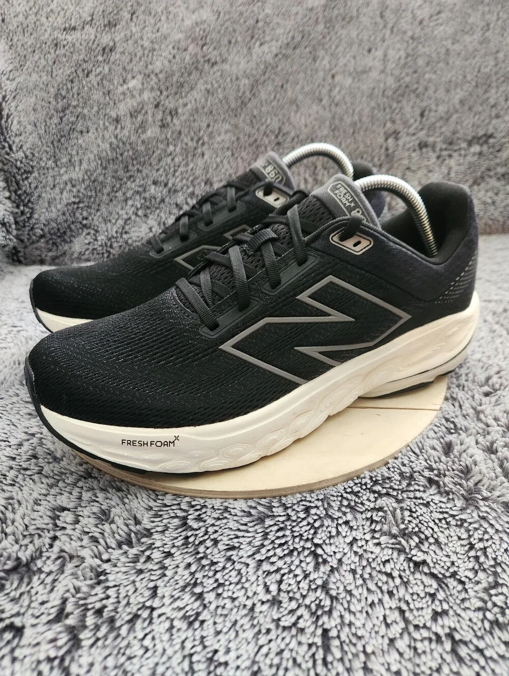 New Balance Fresh Foam X 860v14 Mens Size 11 Black Running Shoes Sneakers
